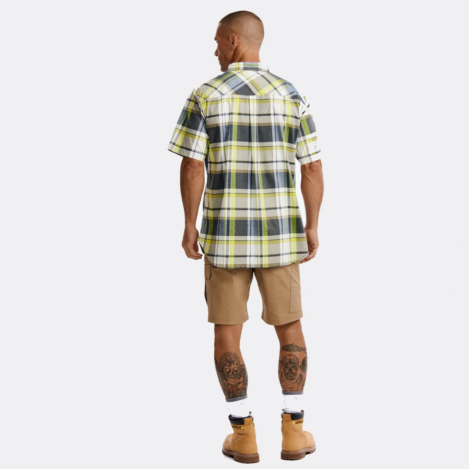 CAT Men's Plaid Button-Downp Short Sleeve Work Shirt