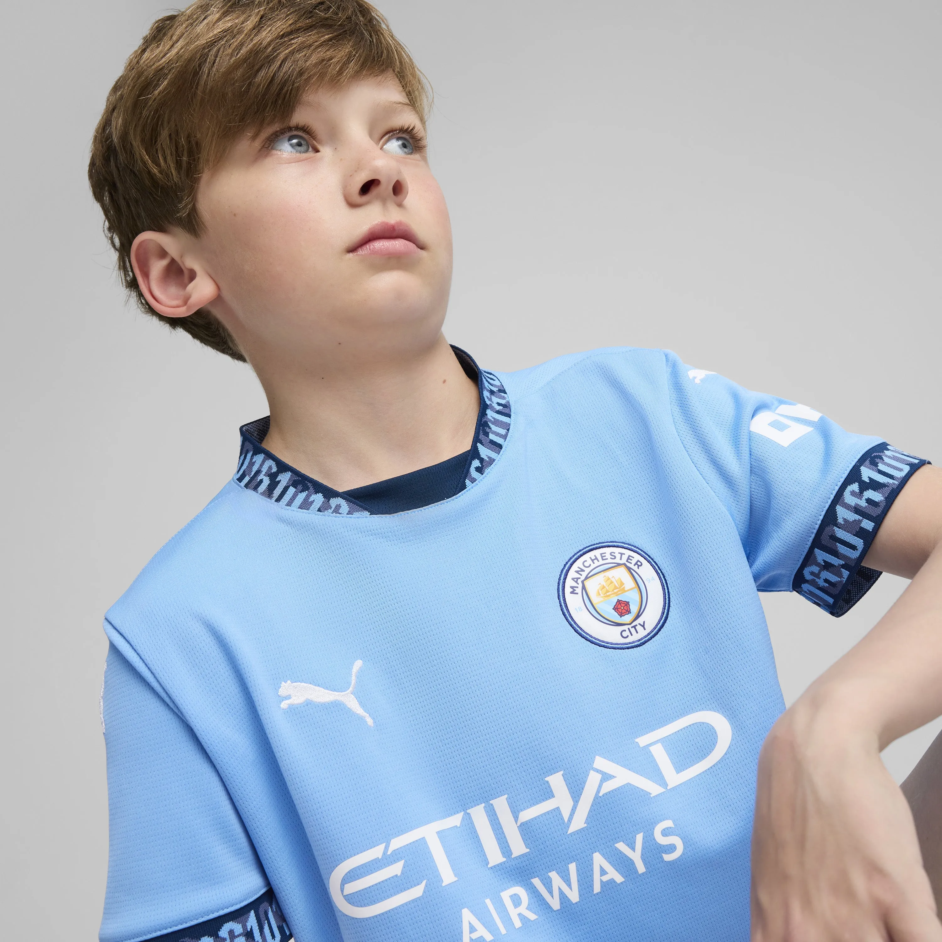 Junior's Manchester City 2024/25 Home Replica Soccer Jersey