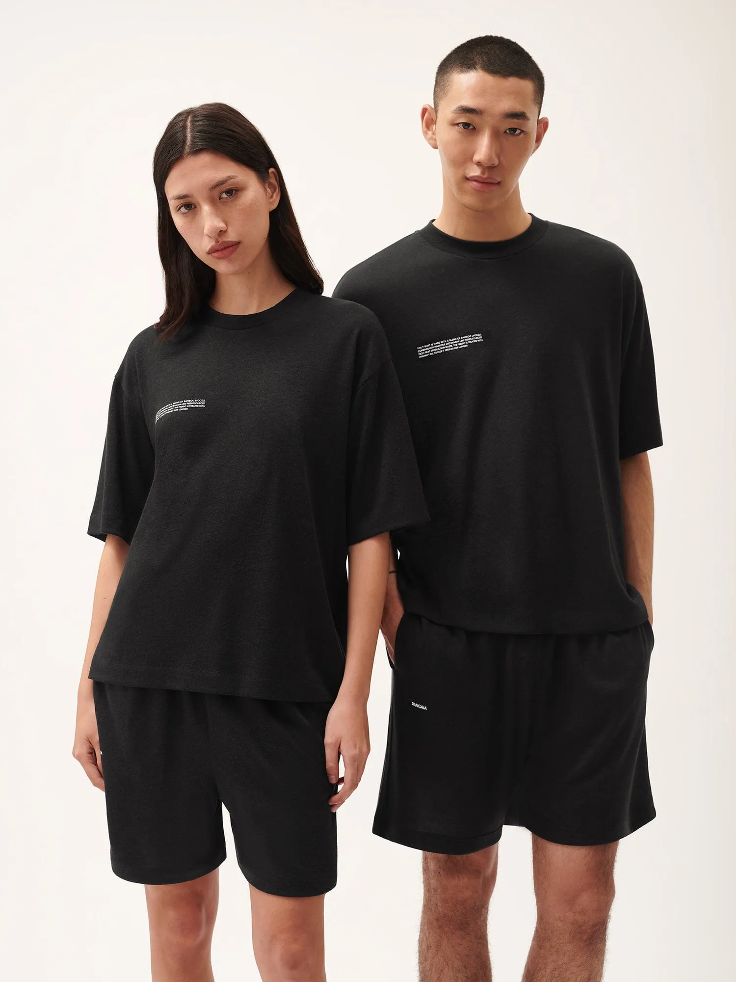 Mens DNA Frutfiber T-Shirt—black