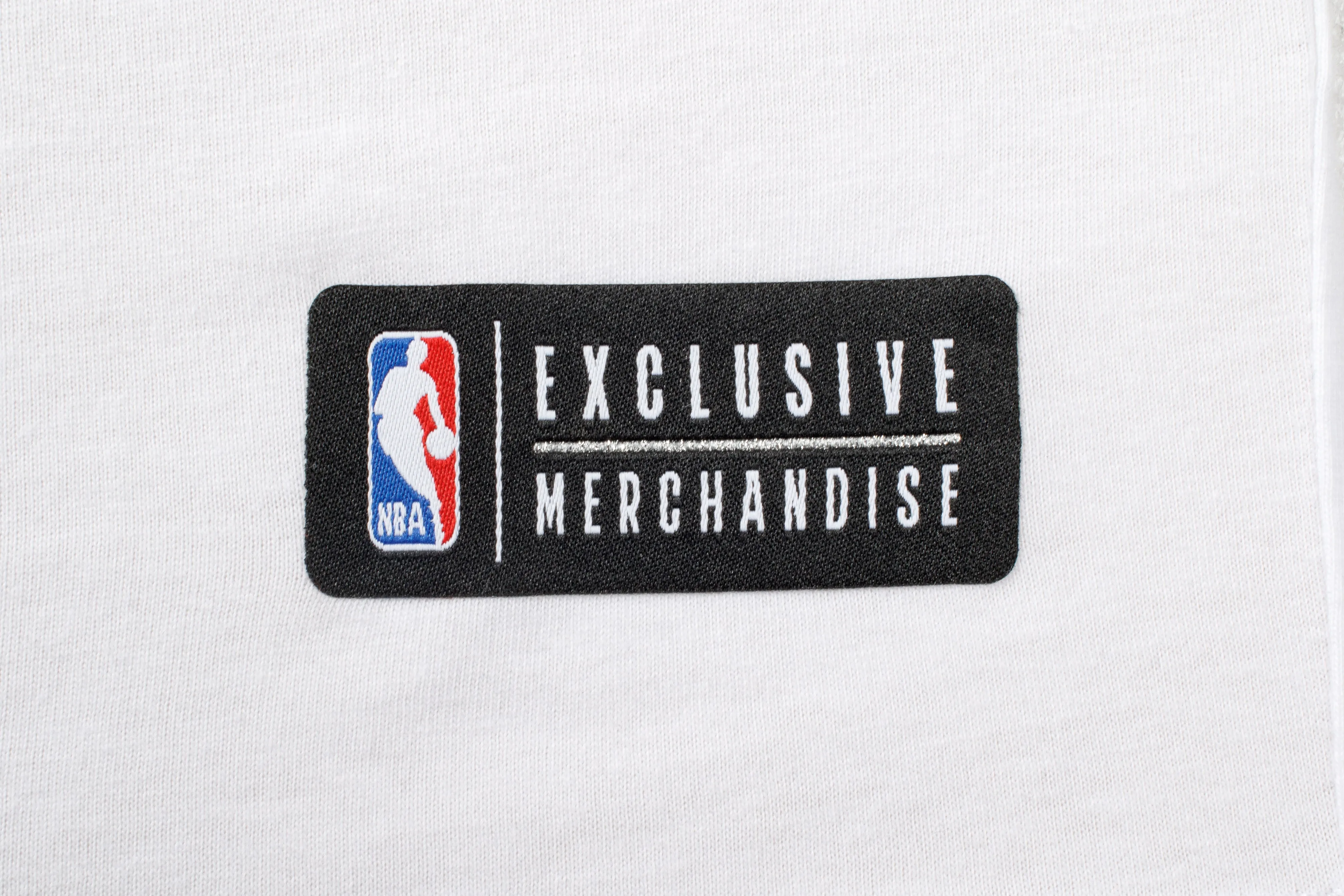 NBA Back Arch Print Long Fit T-Shirt - Miami Heat