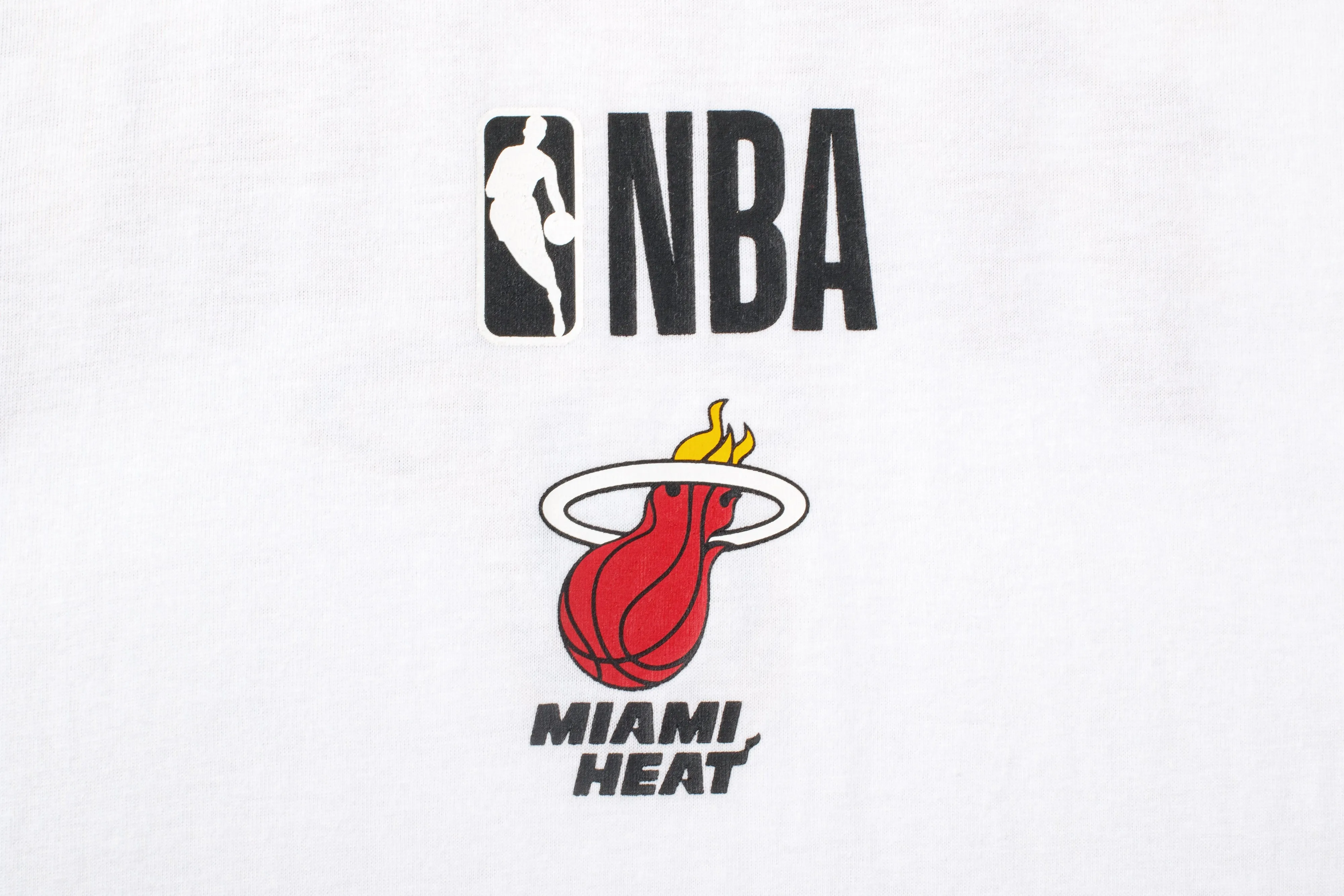 NBA Back Arch Print Long Fit T-Shirt - Miami Heat