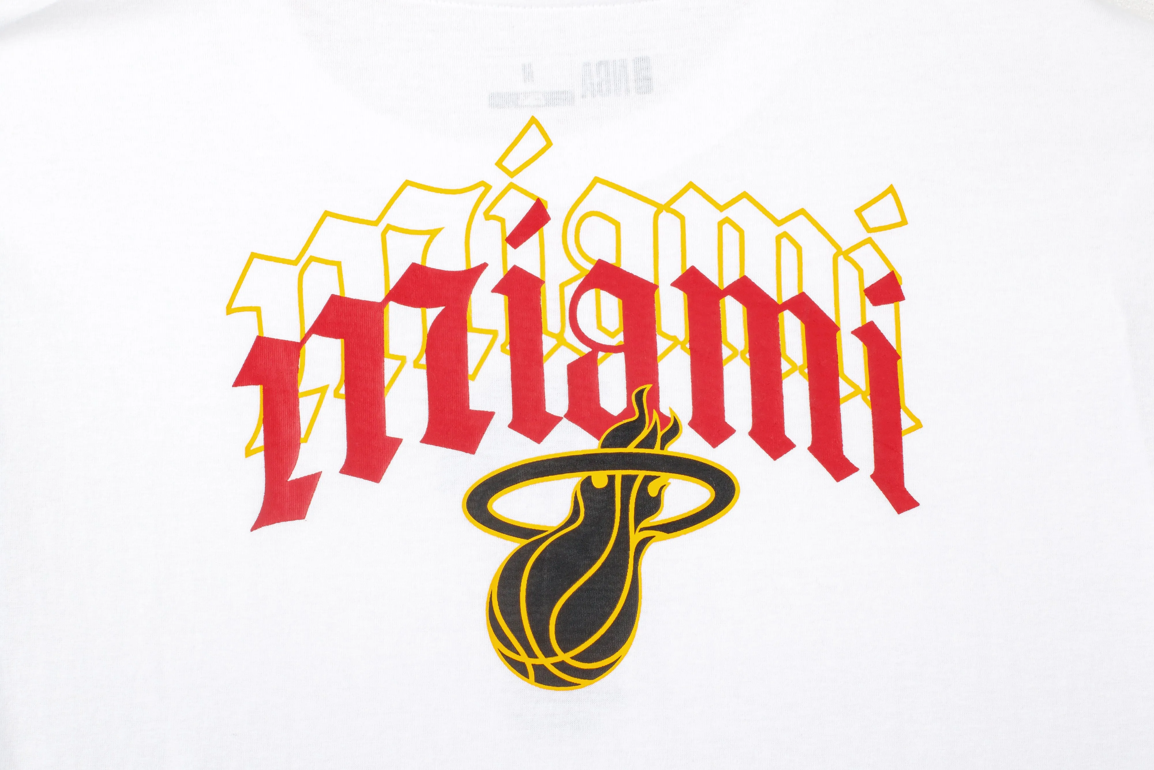 NBA Back Arch Print Long Fit T-Shirt - Miami Heat