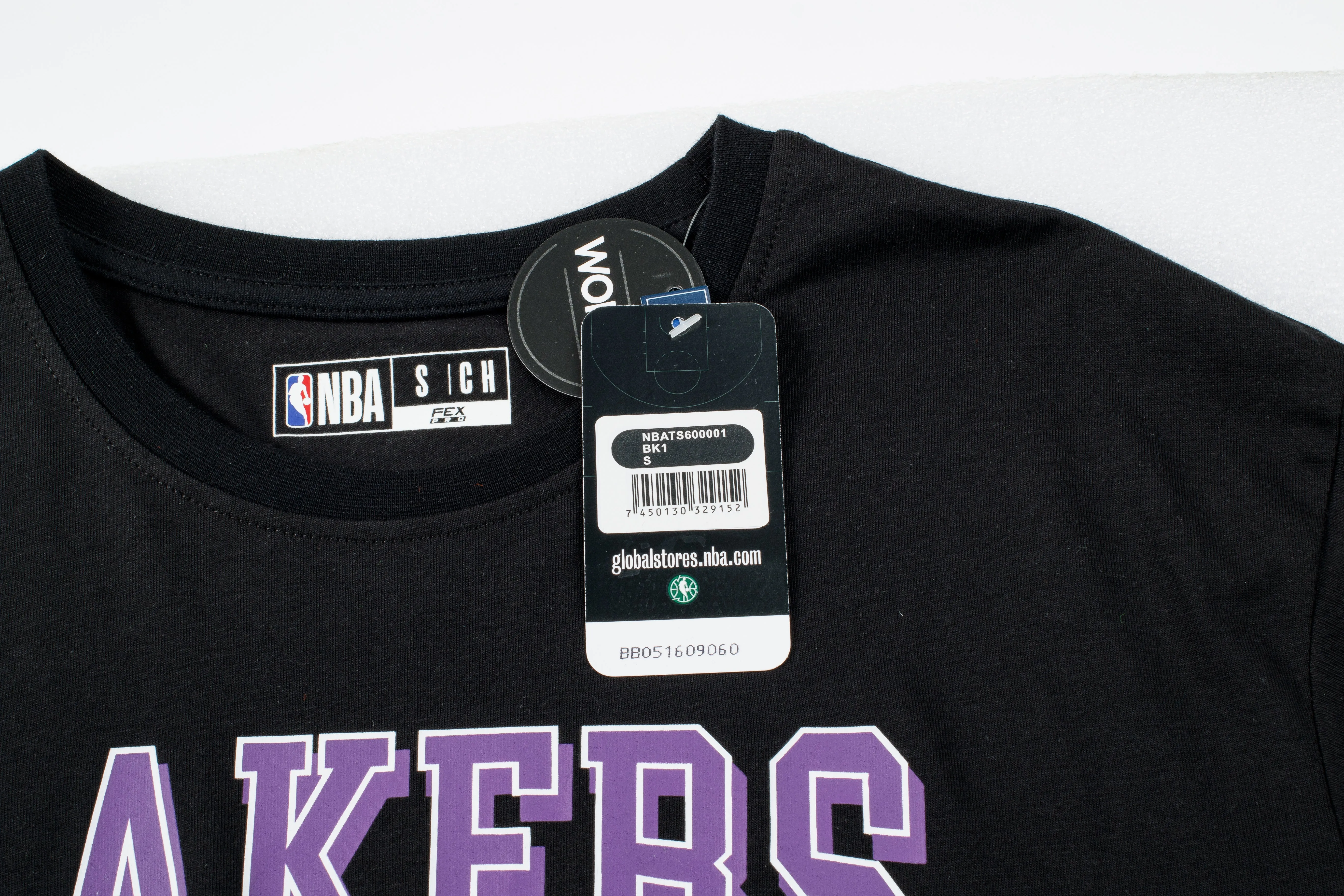 NBA Team Logo Print Regular Fit T-shirt - BLACK1. LAKERS