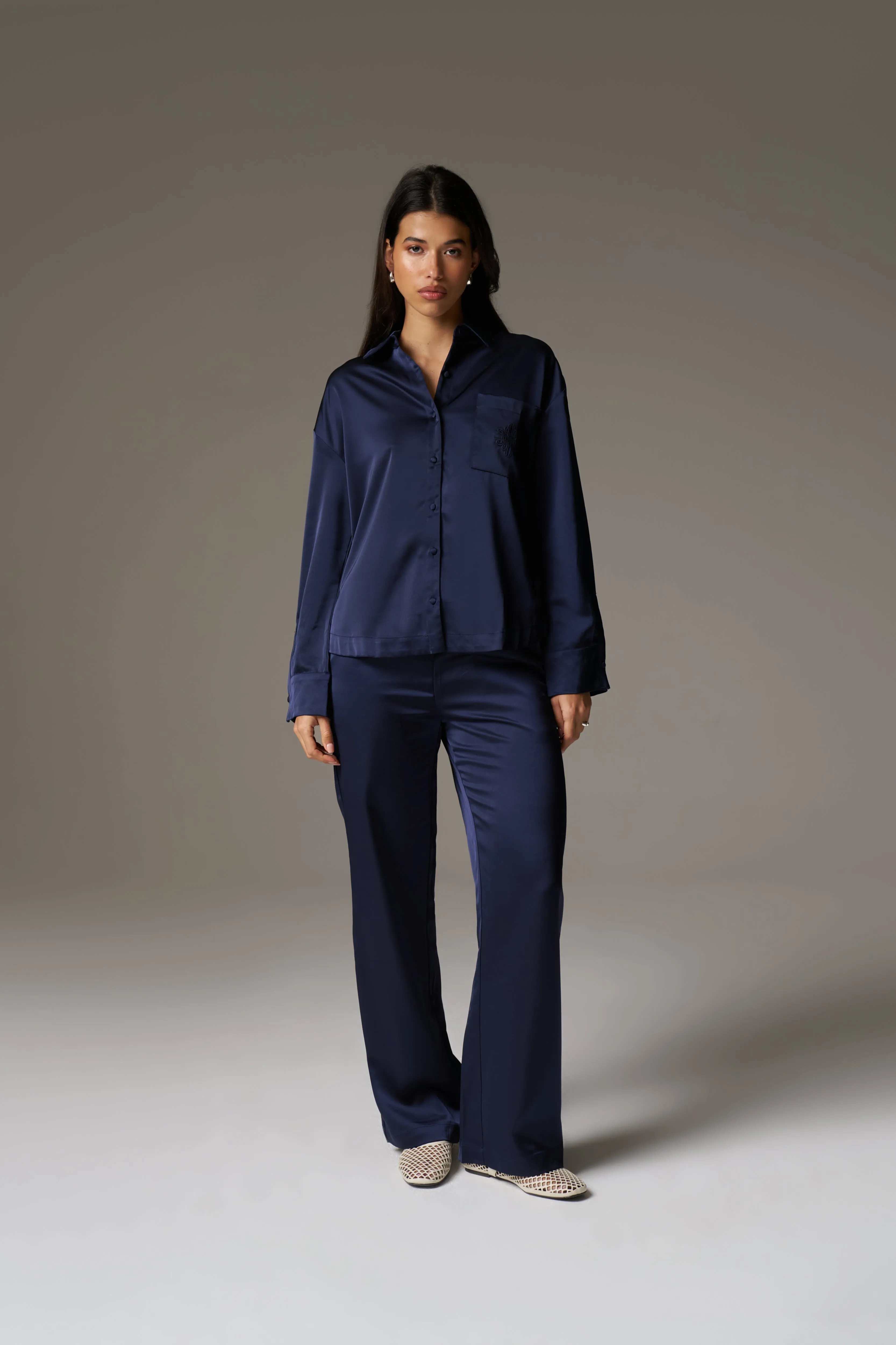 SATIN EMBLEM SHIRT - NAVY